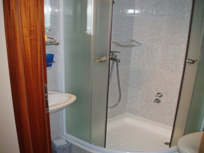 Apartman b1 – kupaonica